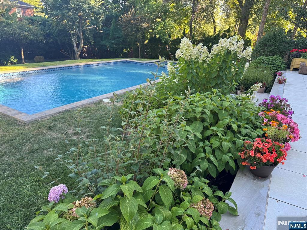 417 N Woodland Street