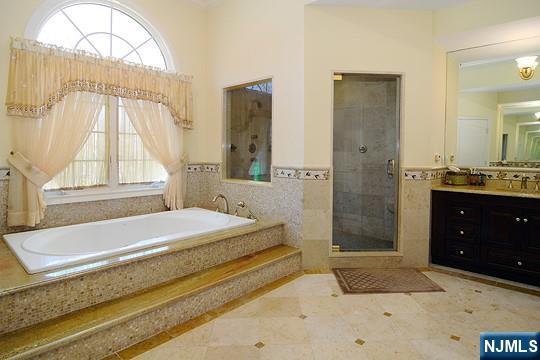 417 N Woodland Street