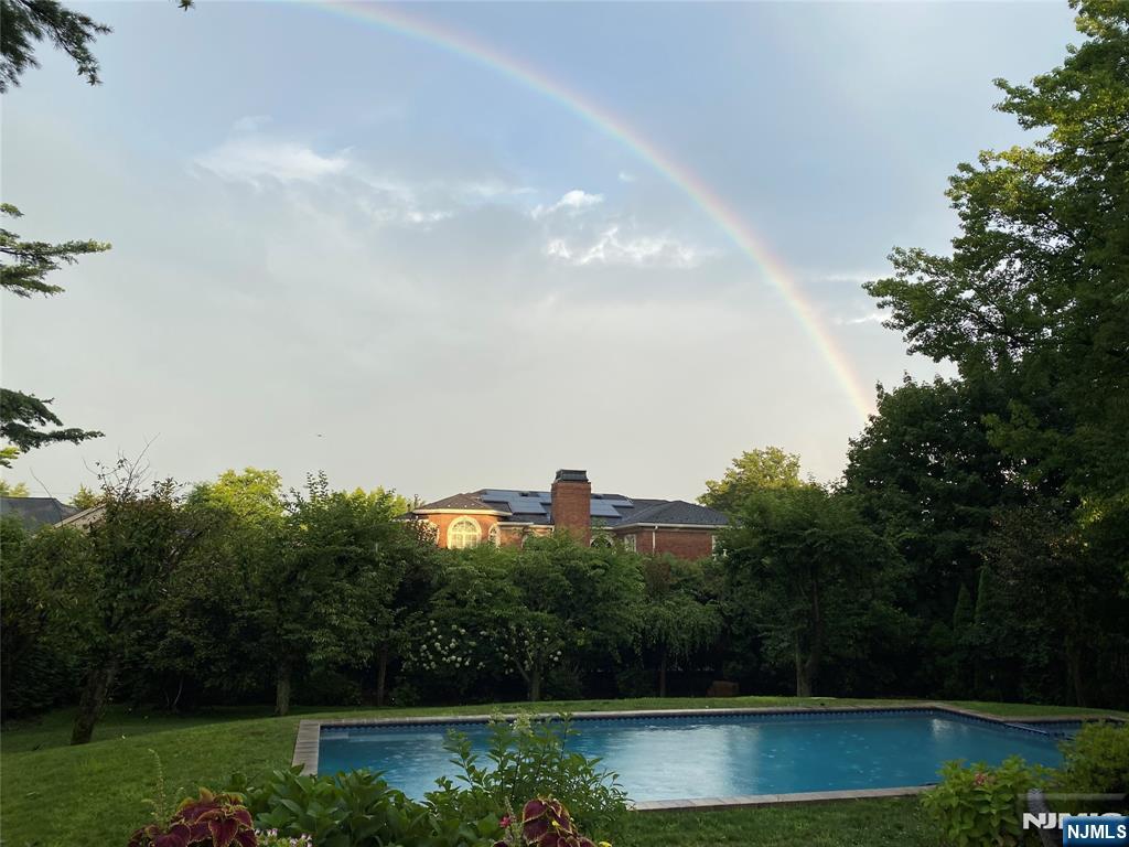 417 N Woodland Street