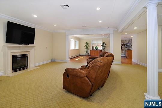 417 N Woodland Street