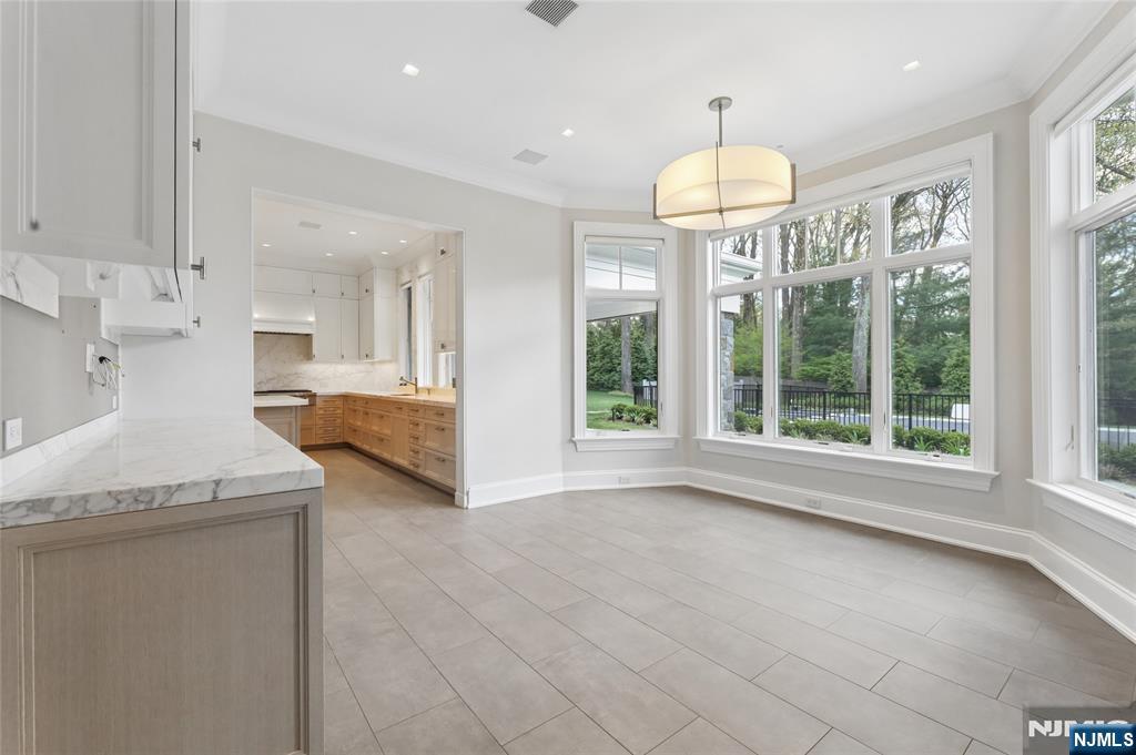 351 Lewelen Circle