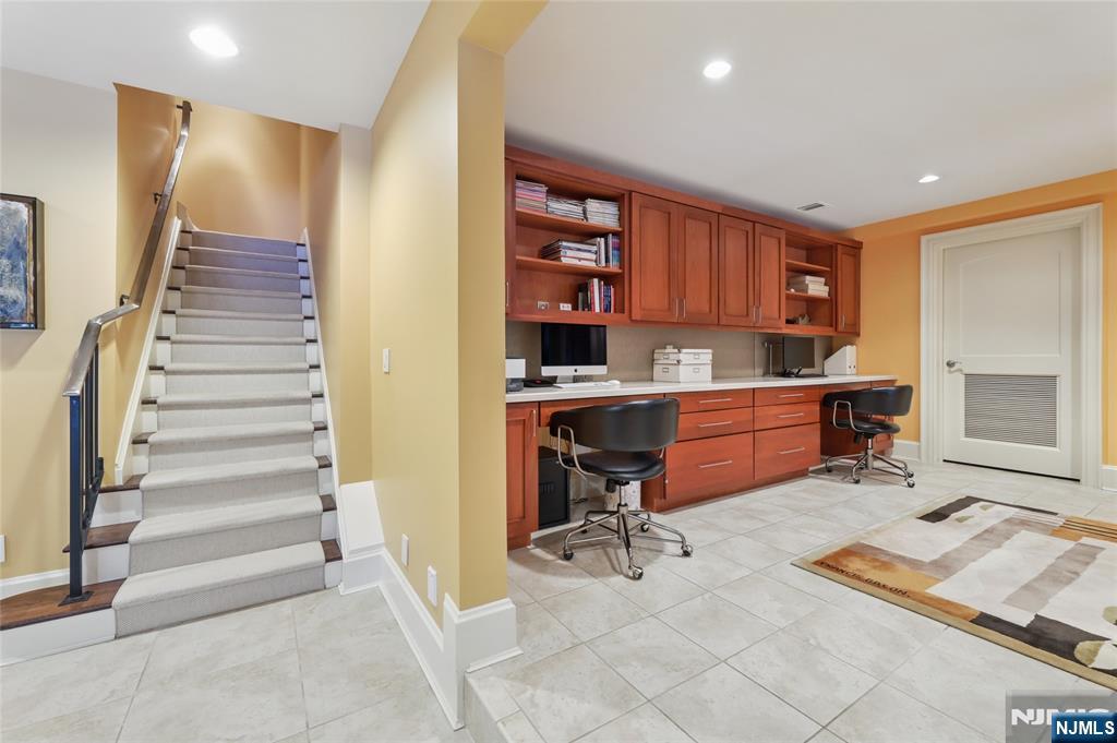 66 Hoover Drive