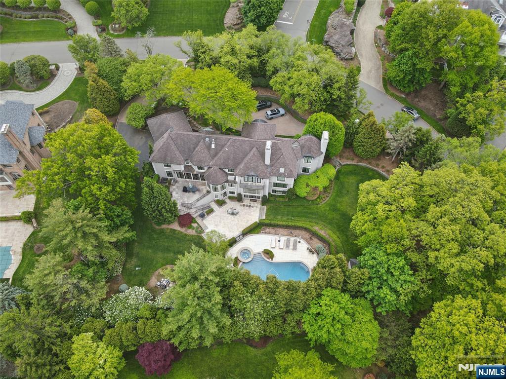 66 Hoover Drive