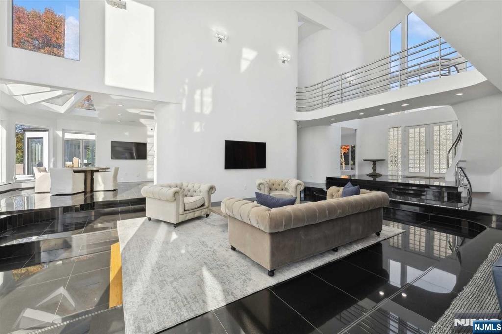 23 Rio Vista Drive