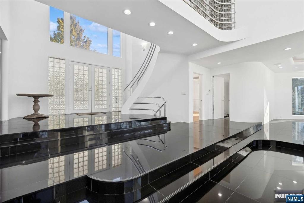 23 Rio Vista Drive