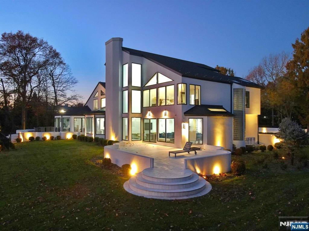 23 Rio Vista Drive