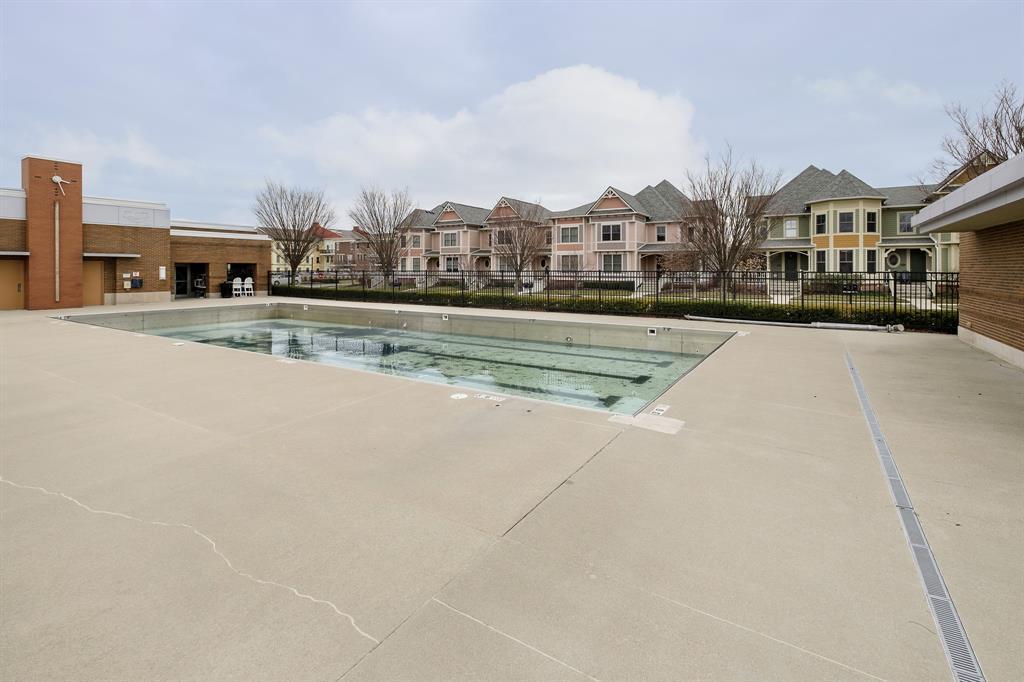 2934 Gadsen Circle N