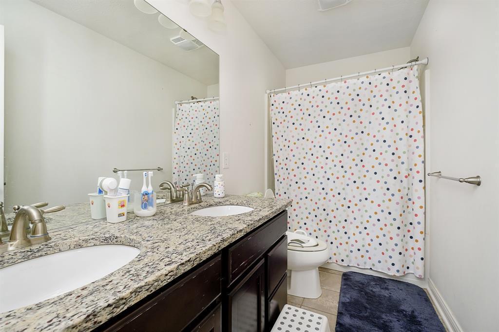 2934 Gadsen Circle N