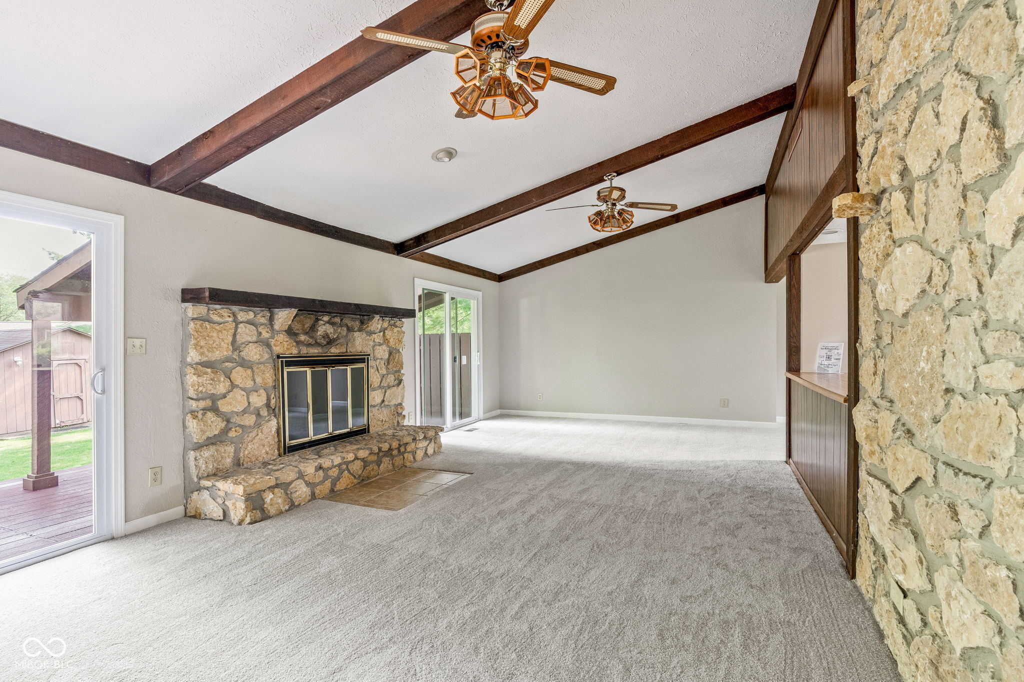 8134 Warbler Way