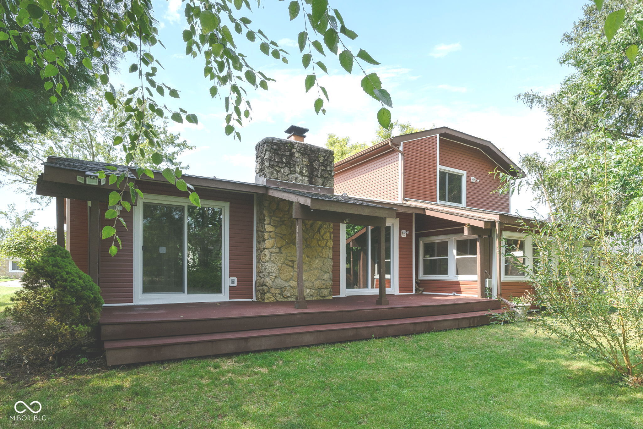 8134 Warbler Way