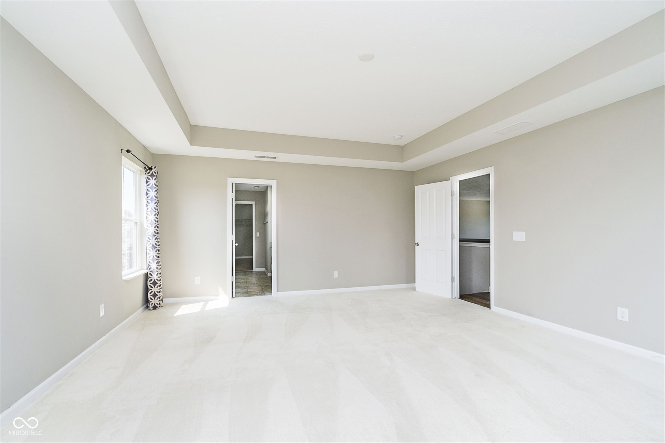 9846 N Port Drive