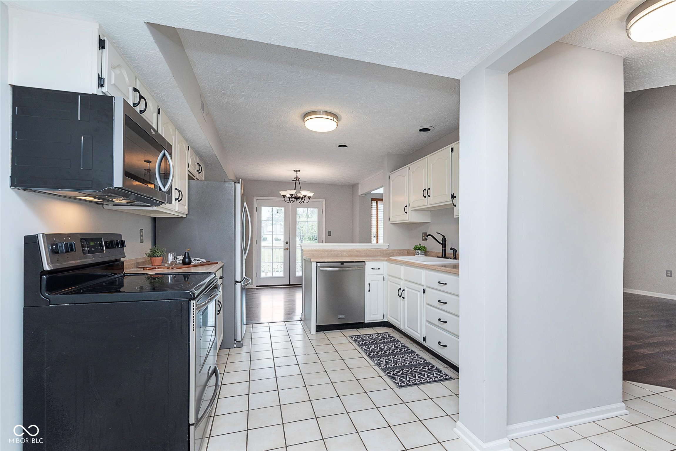 9494 Aberdare Drive