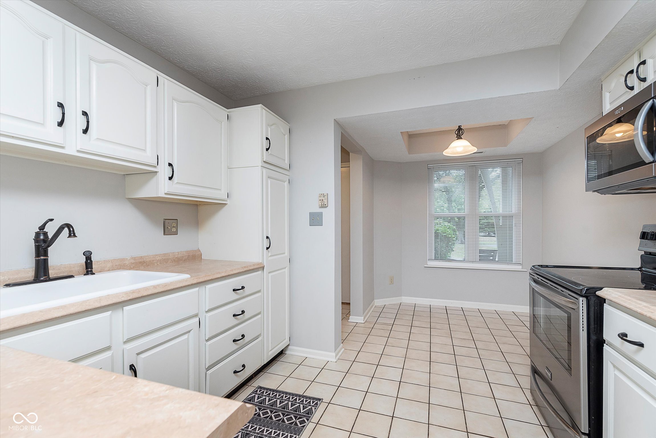 9494 Aberdare Drive