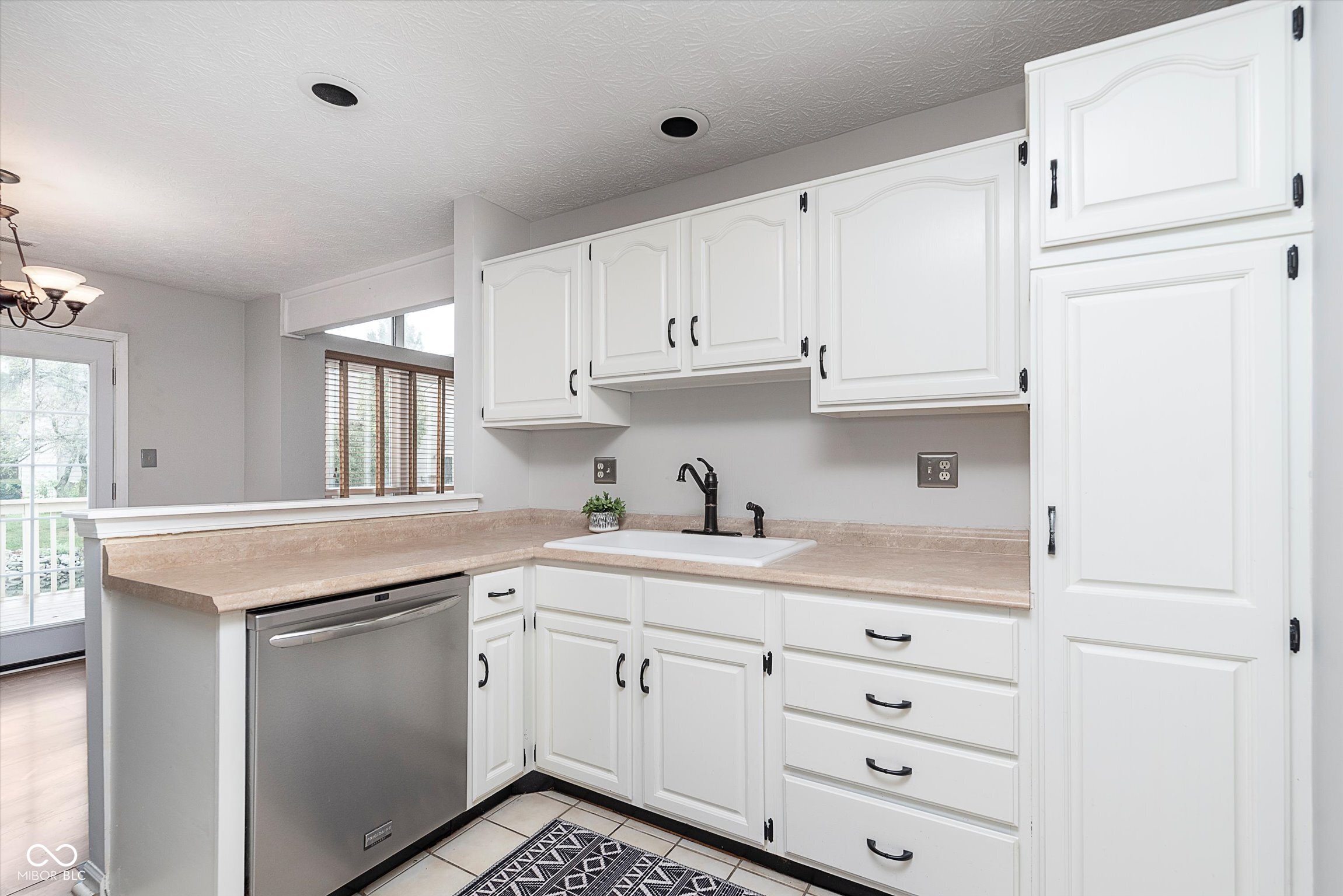 9494 Aberdare Drive
