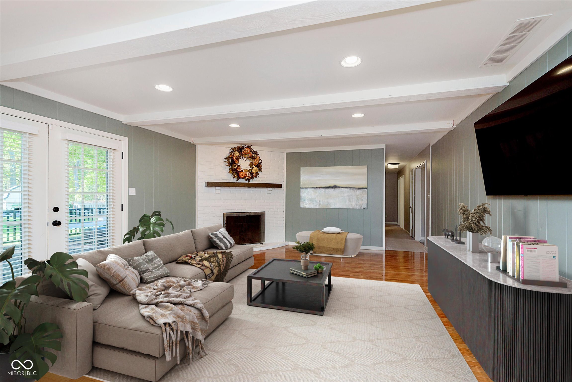 624 Hawthorne Drive