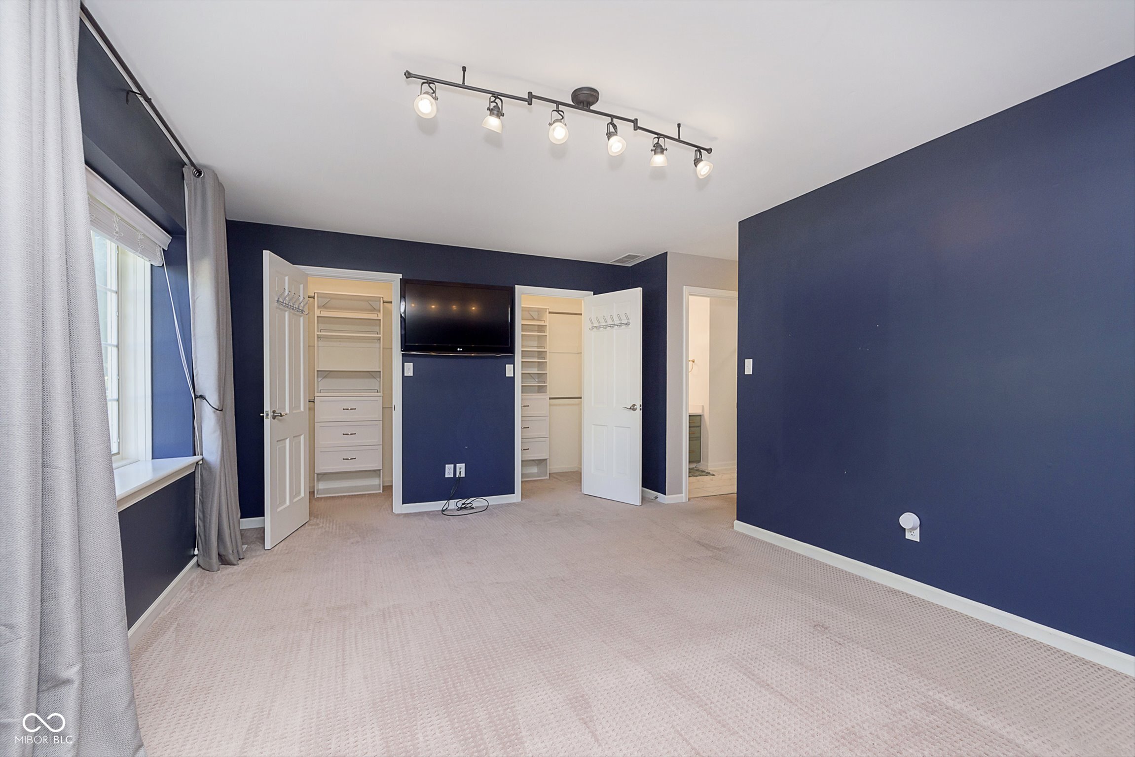 624 Hawthorne Drive