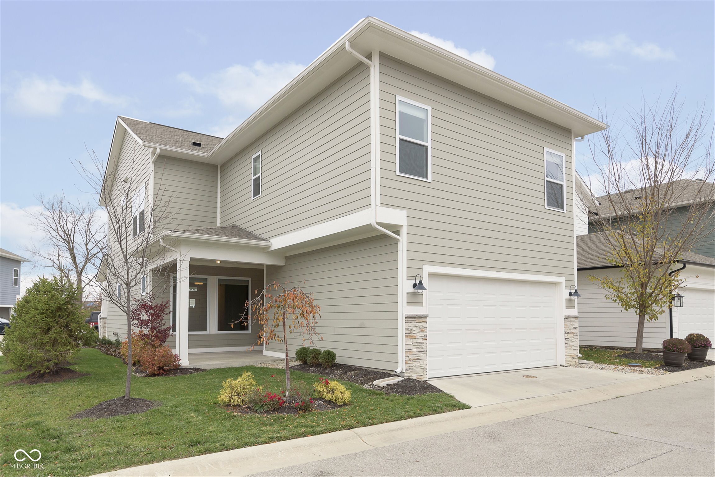 17351 Dovehouse Lane