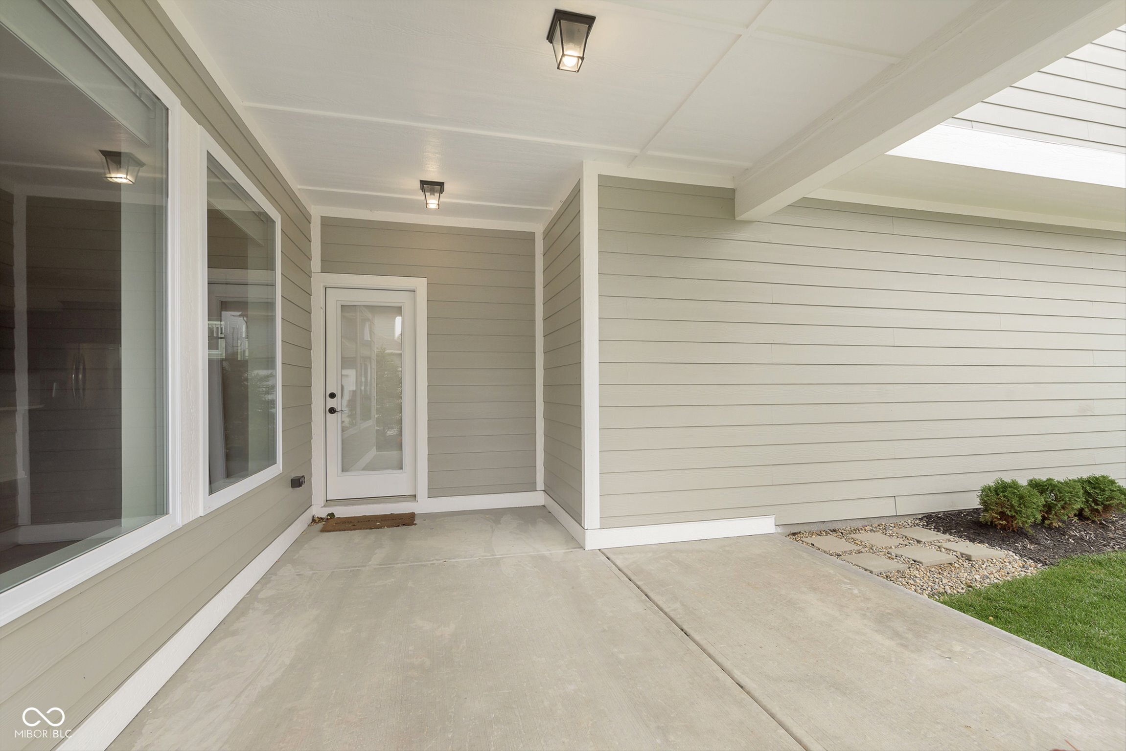 17351 Dovehouse Lane