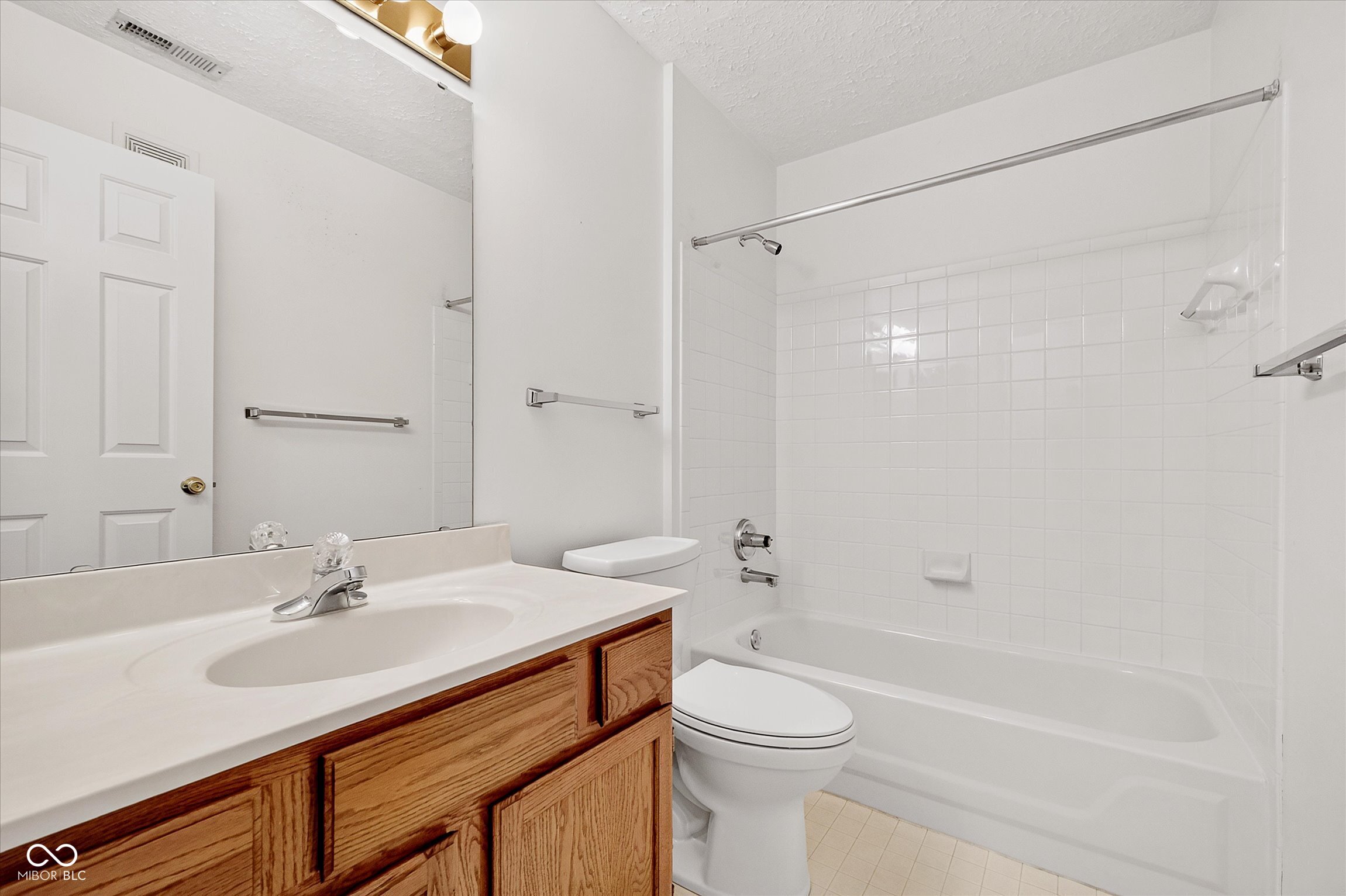 11635 Lenox Lane Unit: 101