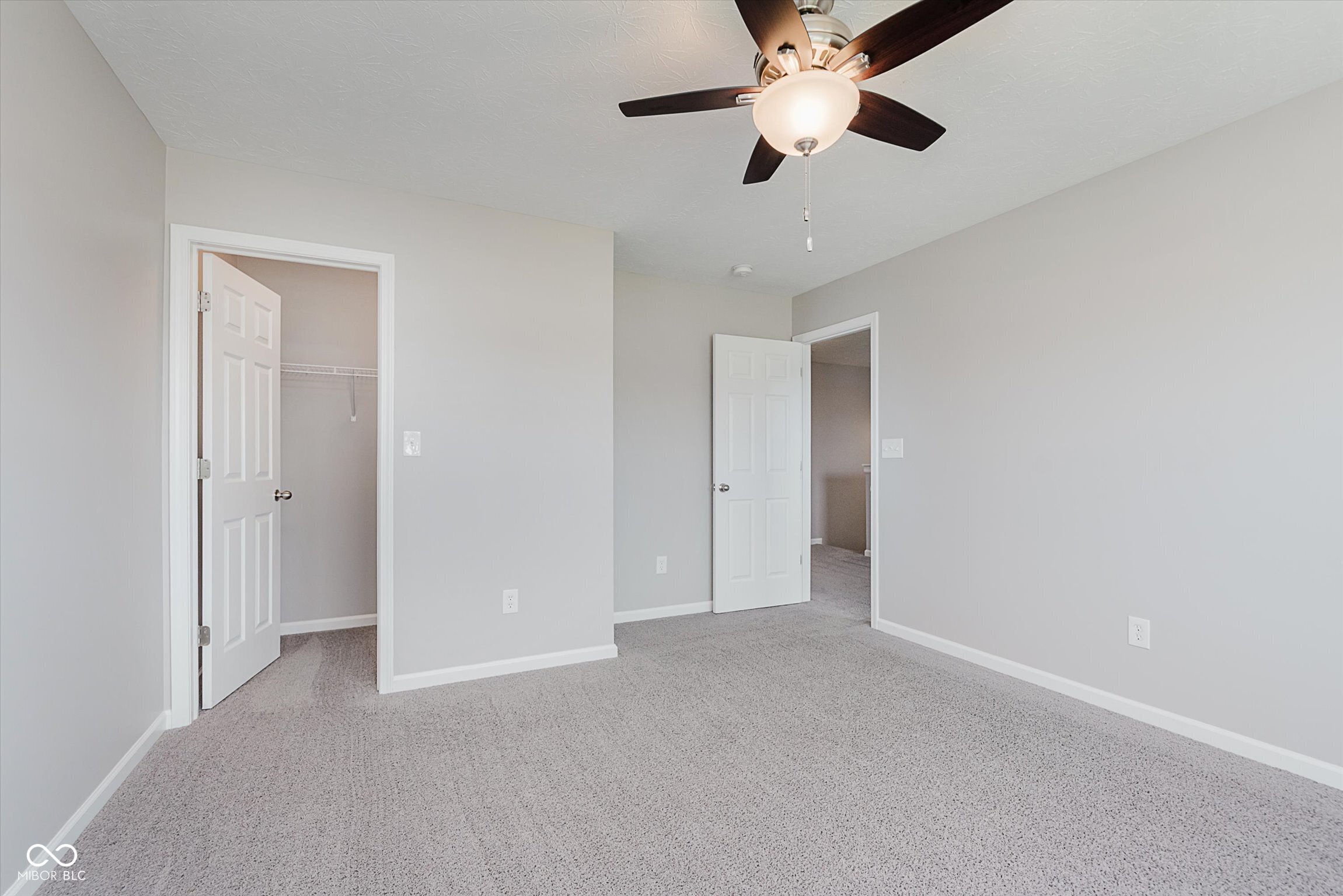 8894 Benjamin Lane