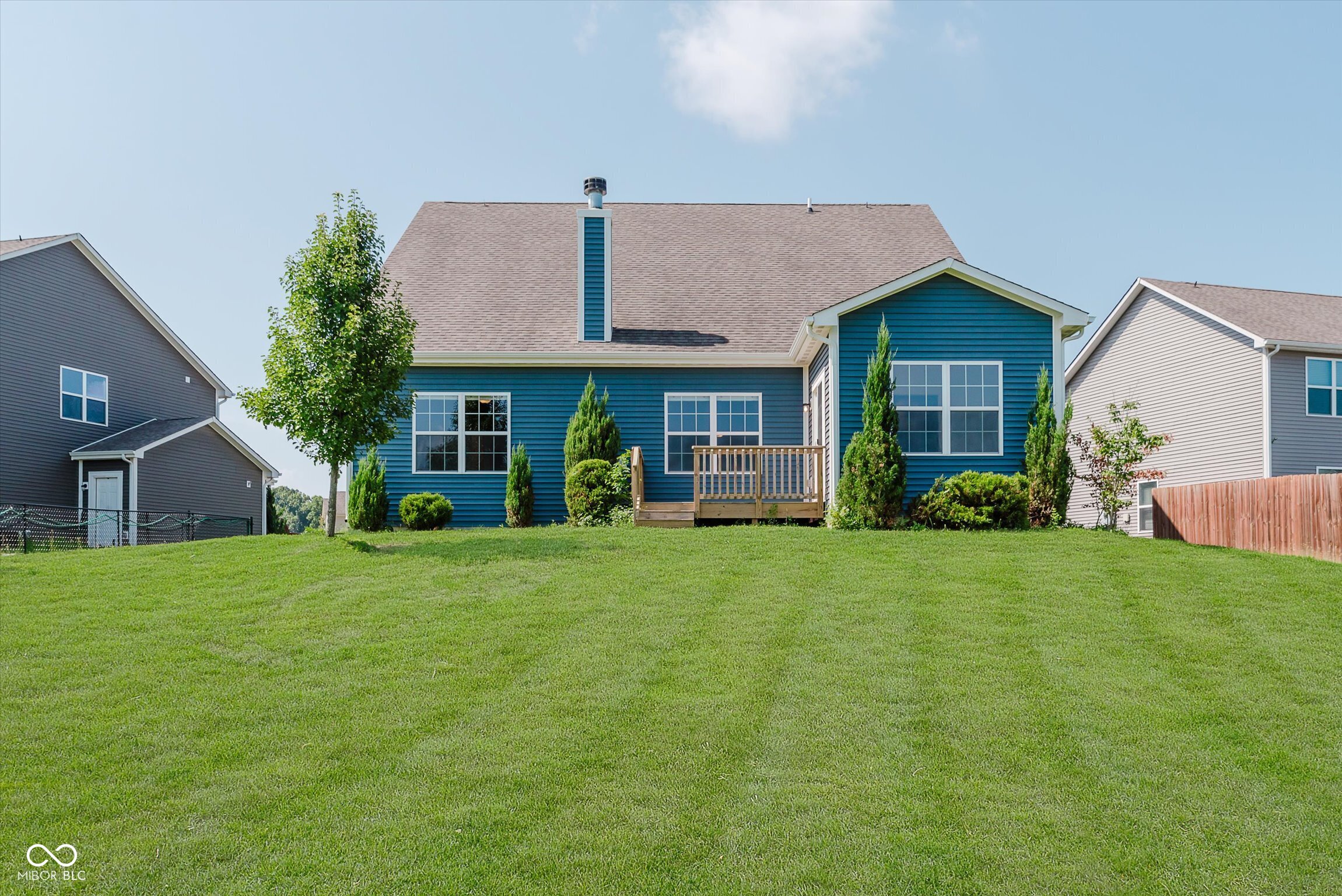 8894 Benjamin Lane