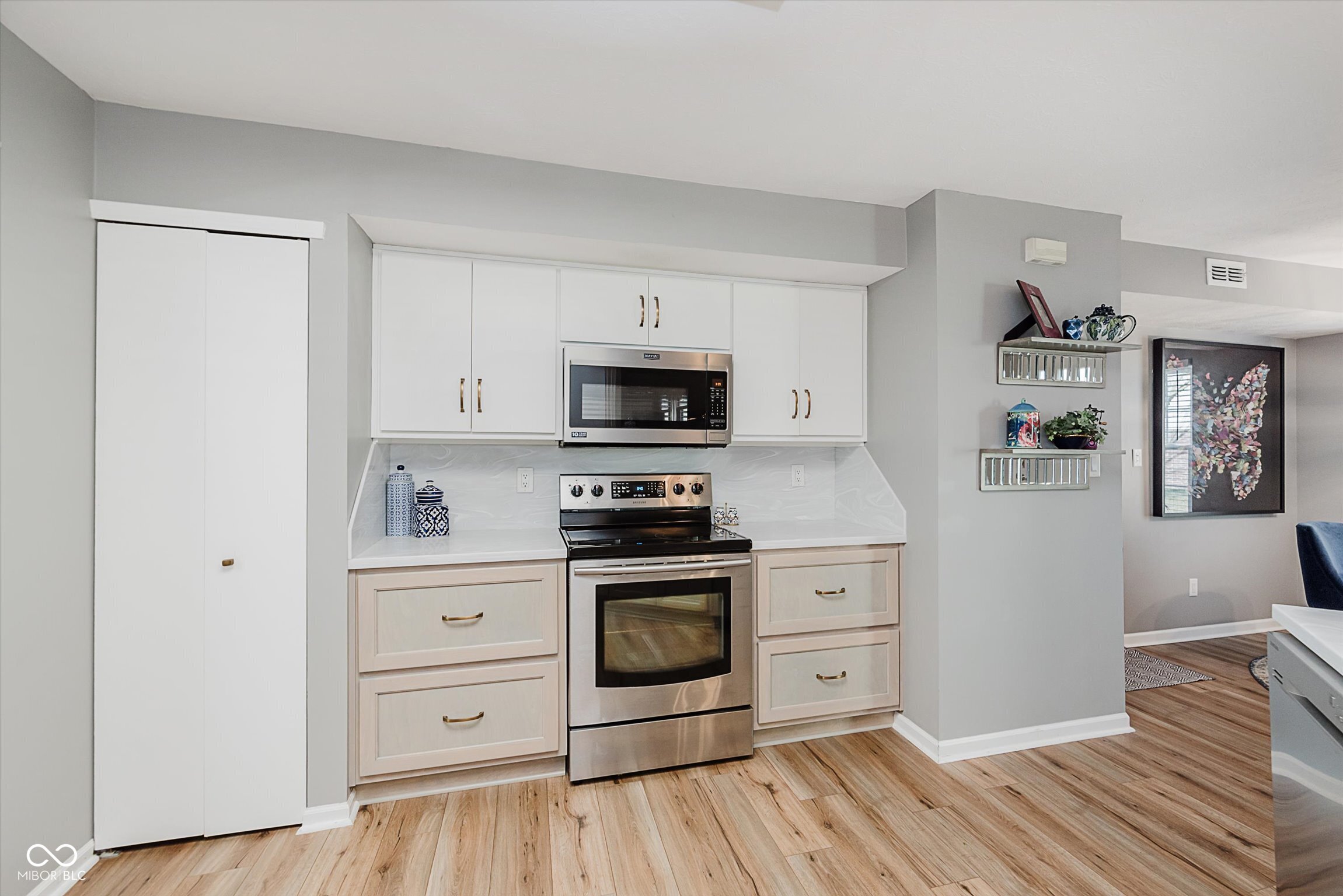 9517 Aberdare Drive