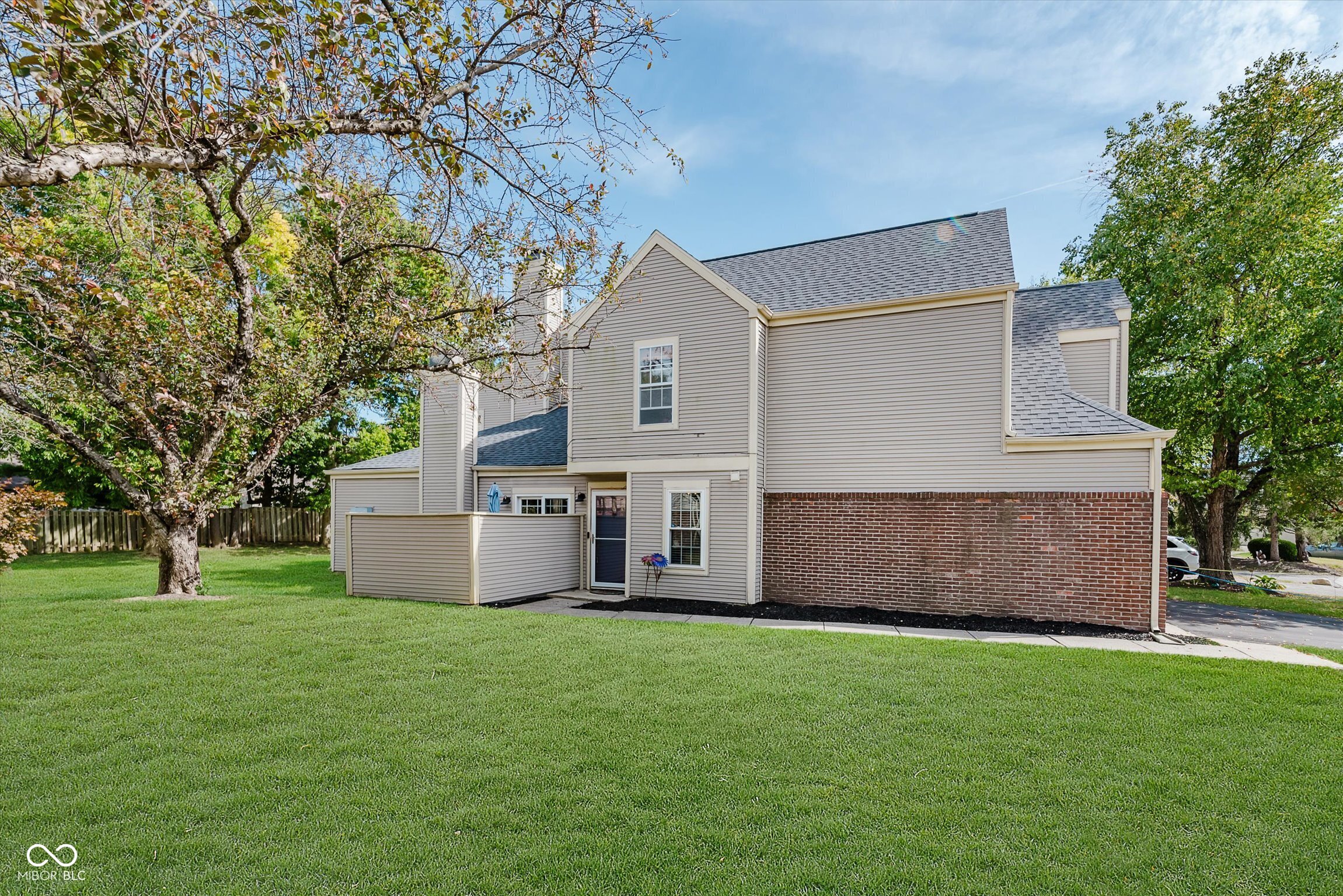 9517 Aberdare Drive
