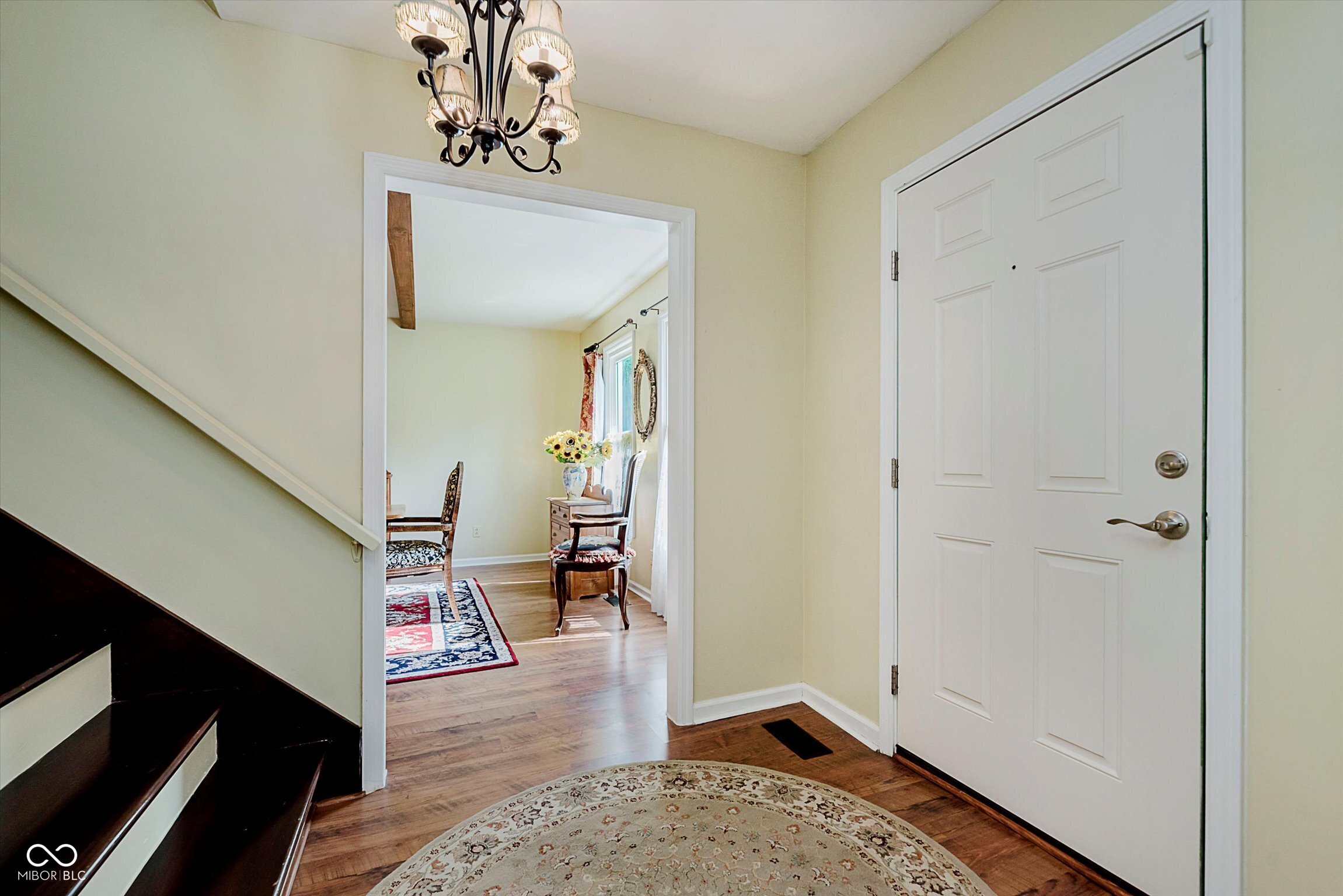 6262 Buttonwood Drive
