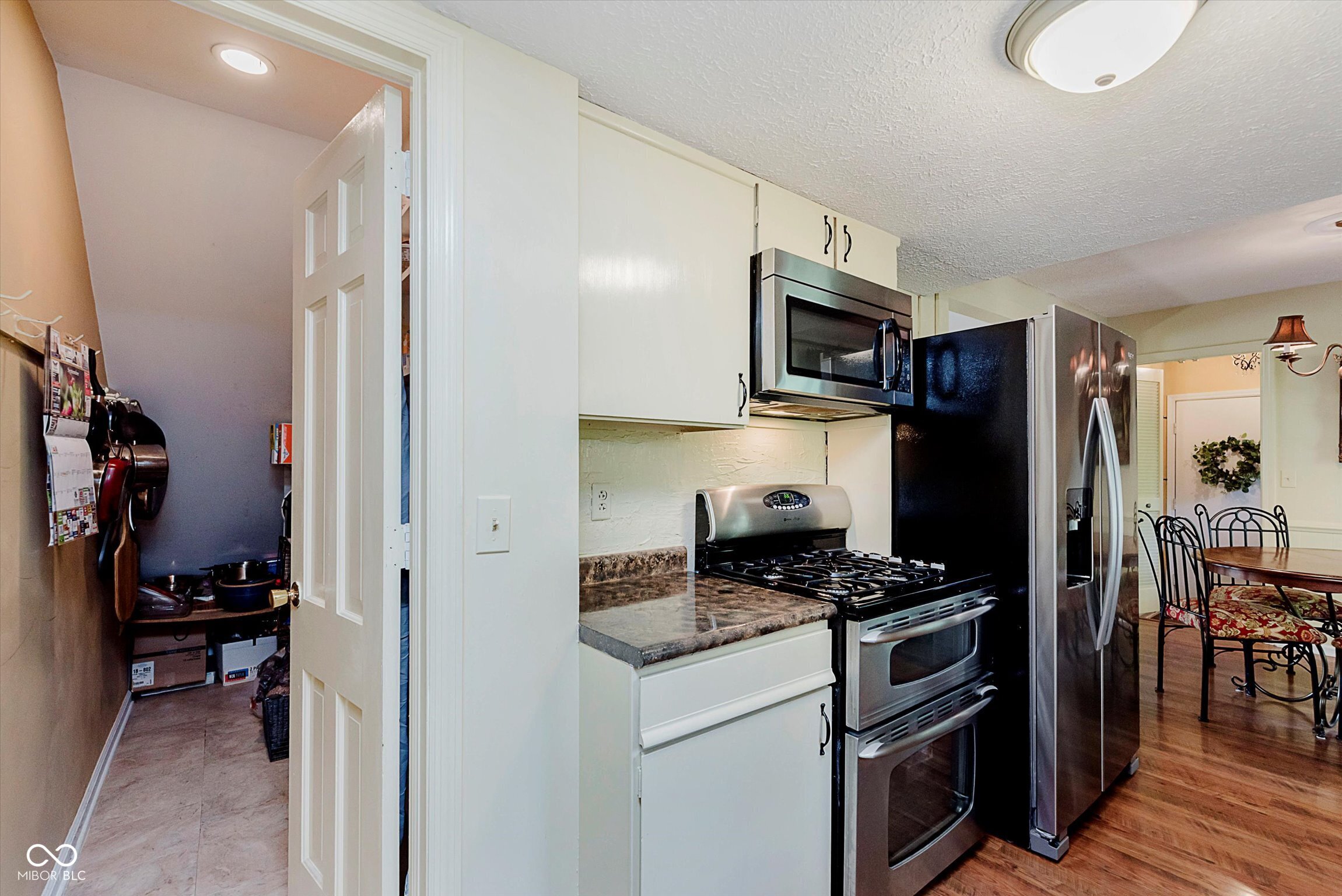 6262 Buttonwood Drive