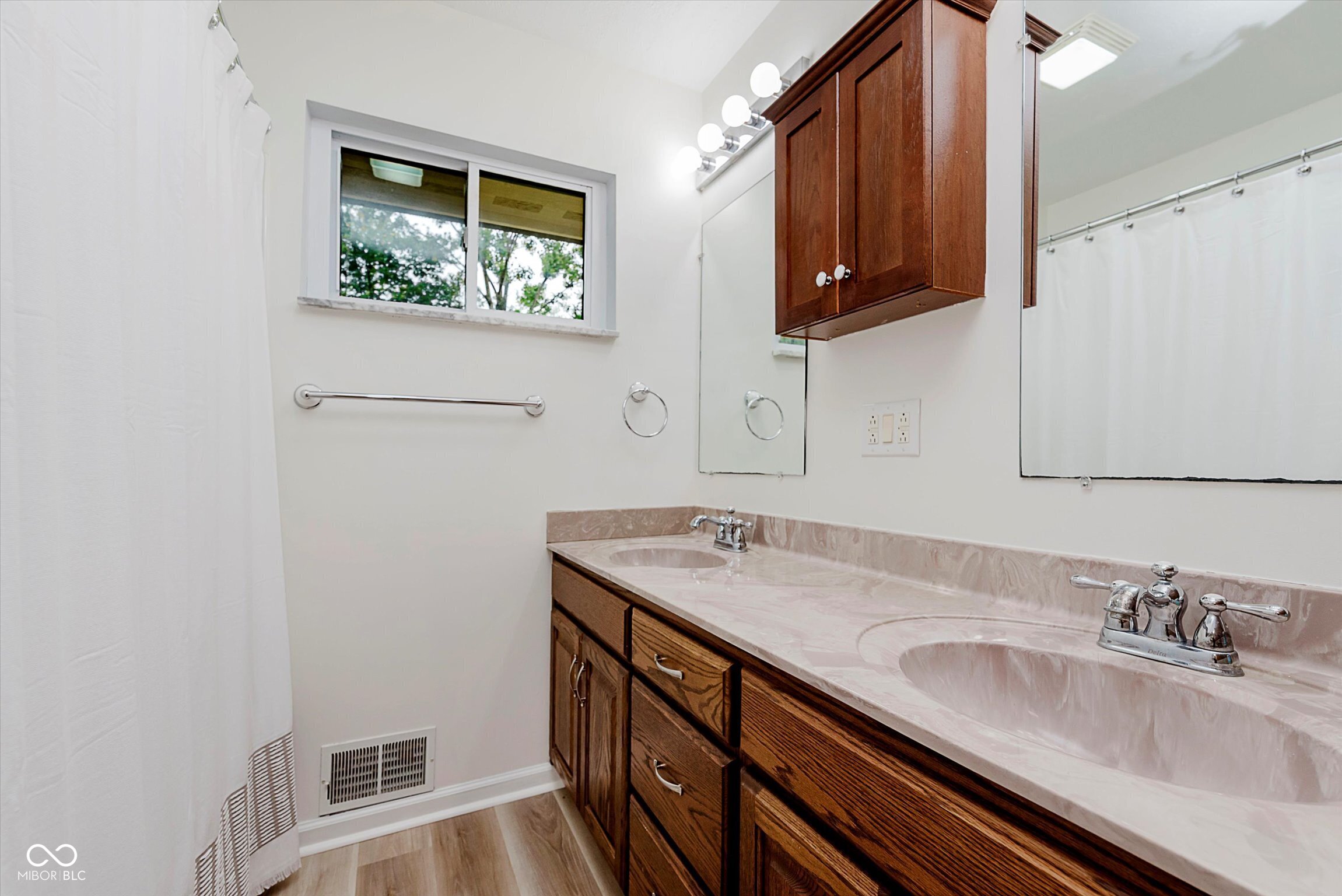 5149 W 8th Street Road