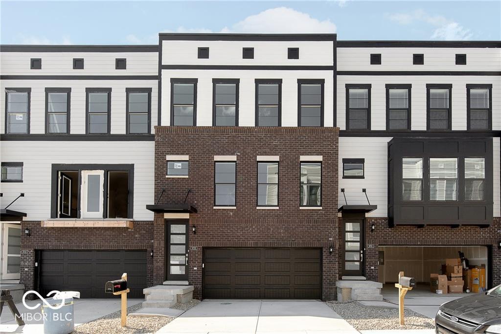 9735 Junction