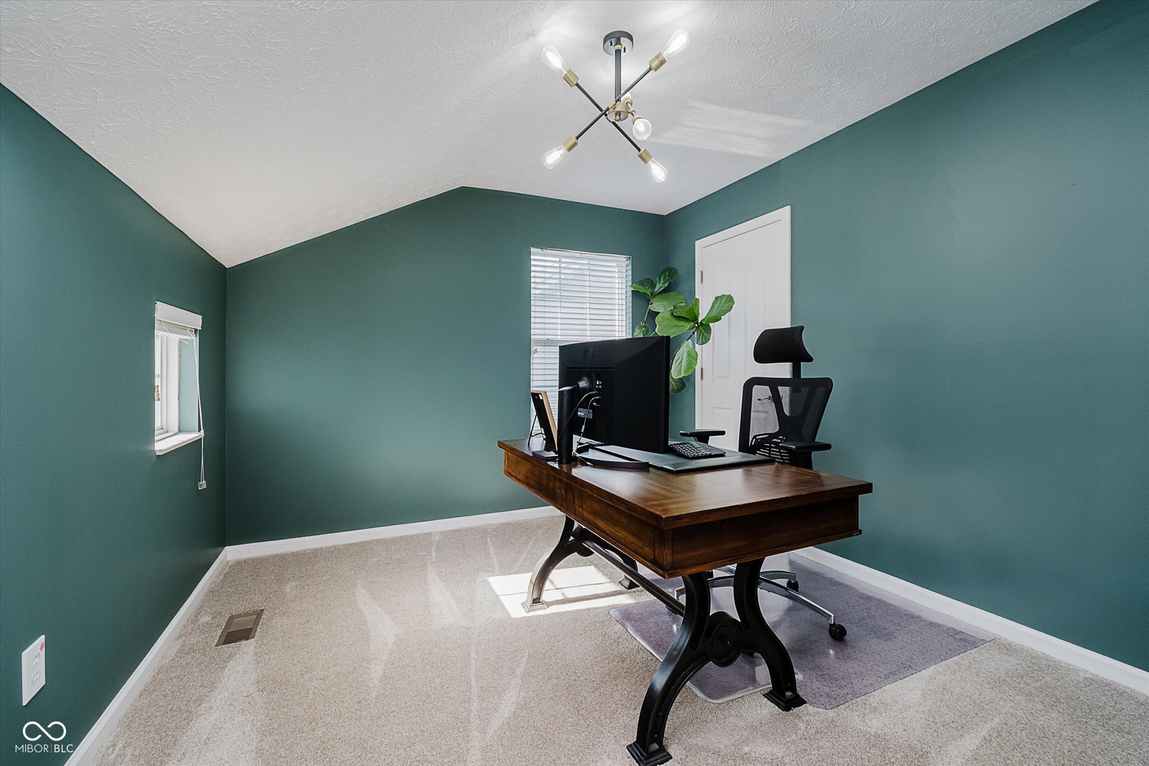 15548 Bethesda Circle
