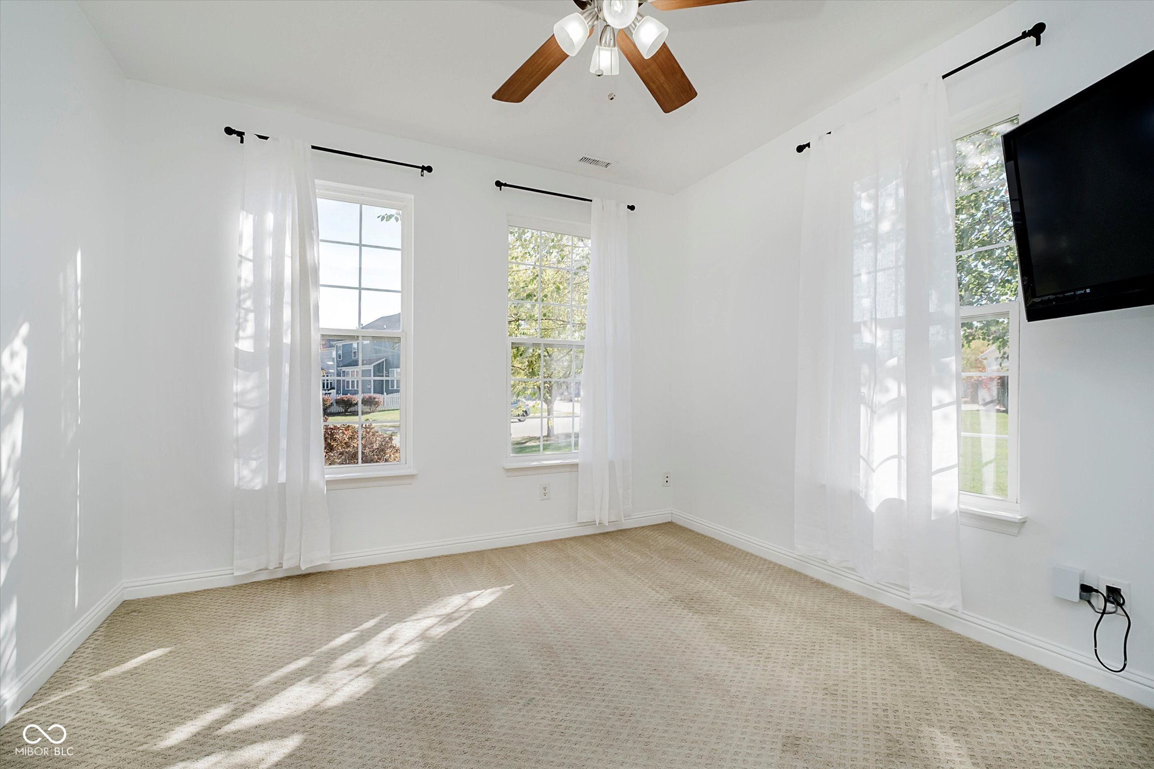 10980 Woodpark Drive