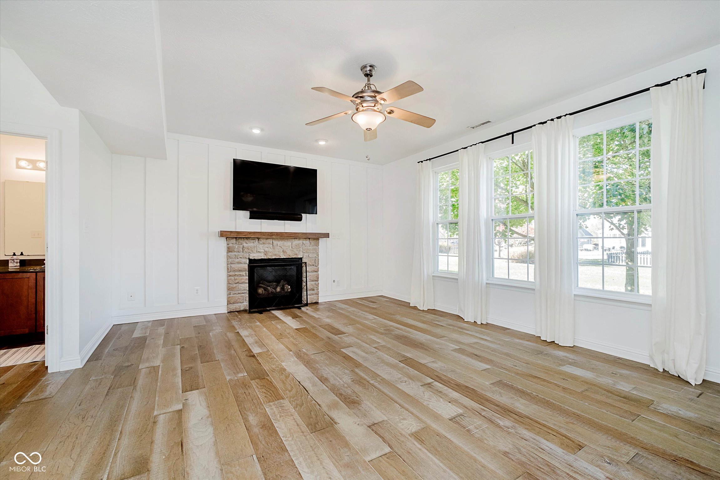 10980 Woodpark Drive