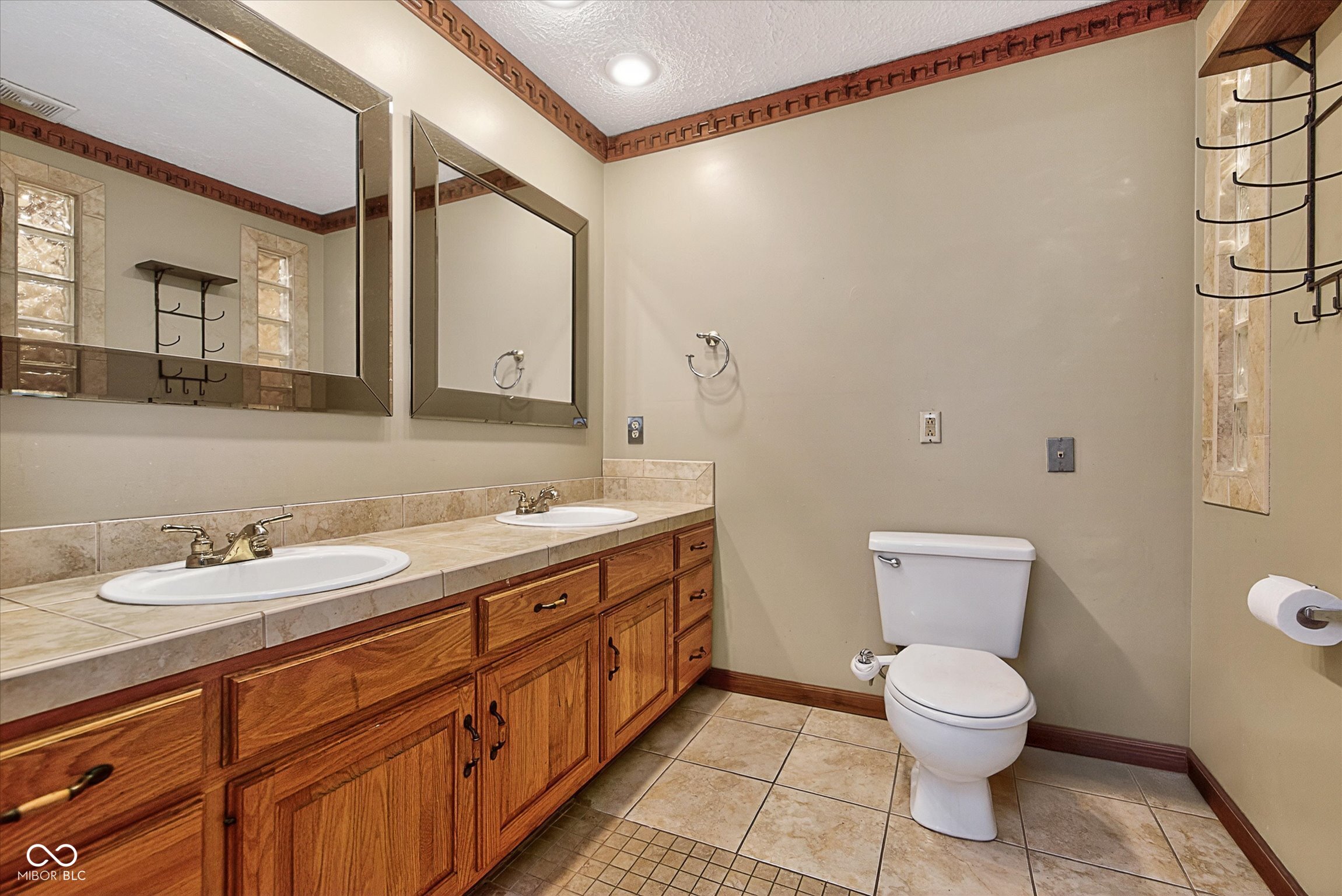 9641 Hamilton Hills Drive