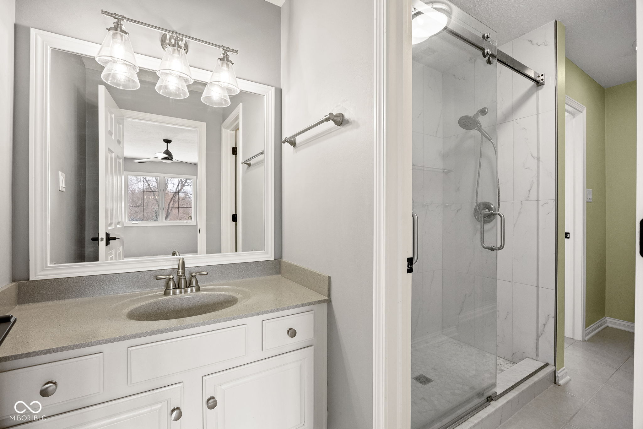 4904 Deer Ridge Drive S