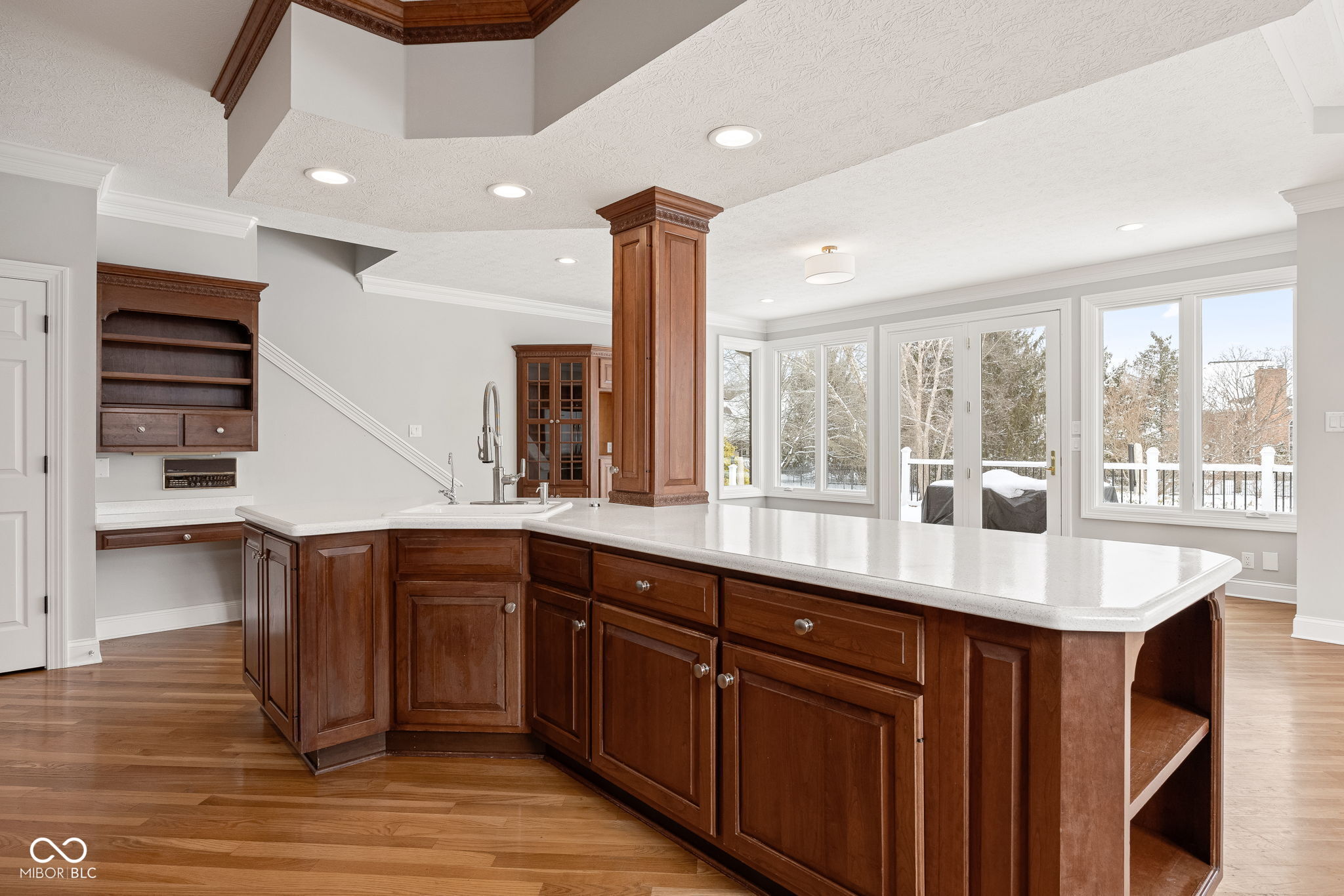 4904 Deer Ridge Drive S