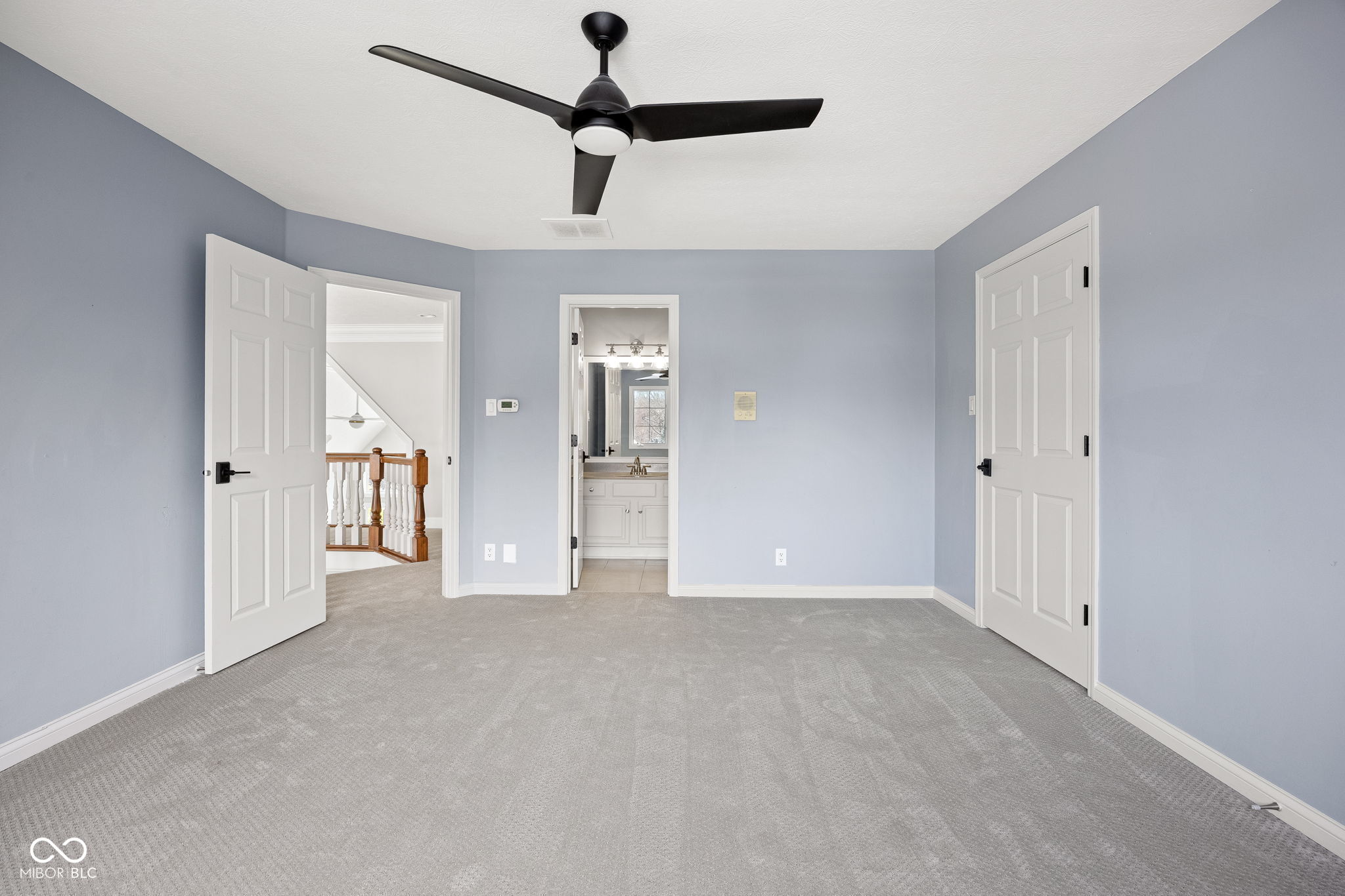 4904 Deer Ridge Drive S