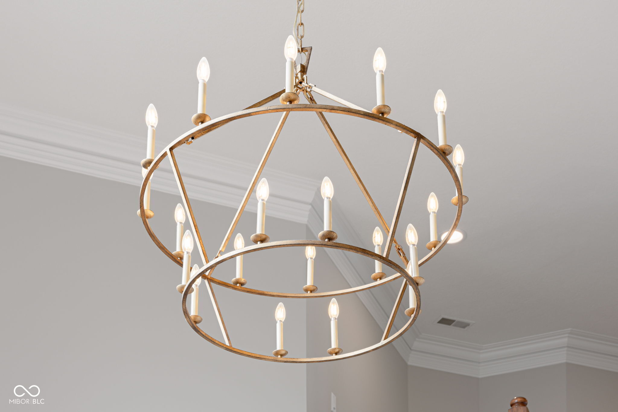 4904 Deer Ridge Drive S