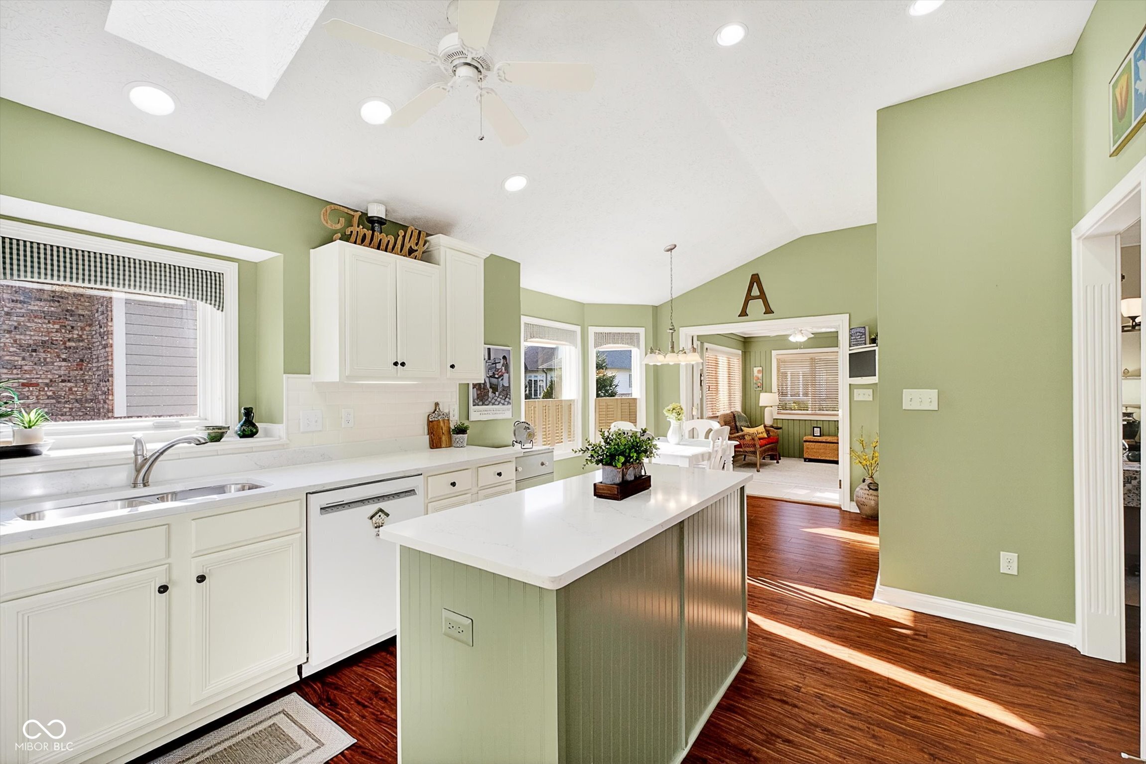 7303 Lightship Court