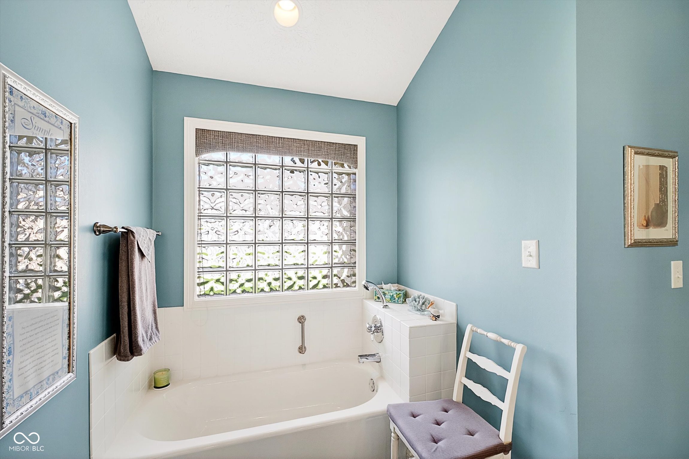 7303 Lightship Court