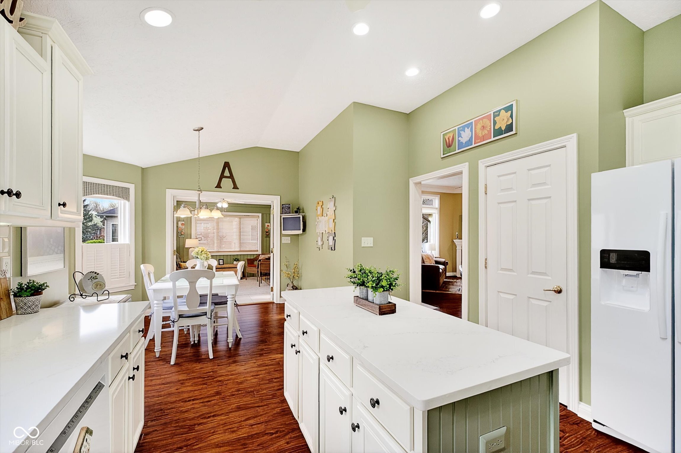 7303 Lightship Court