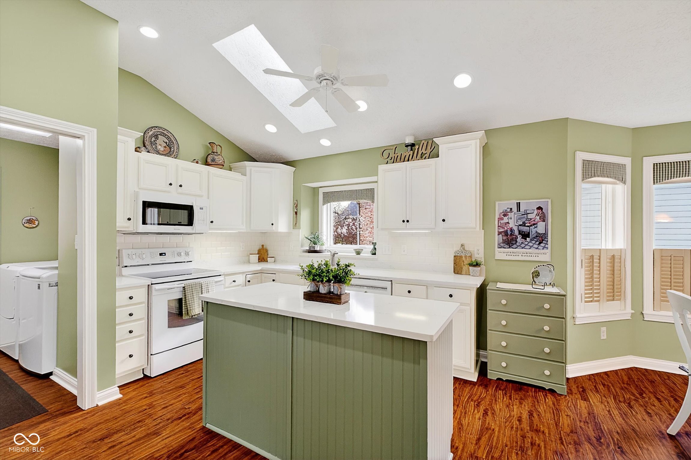 7303 Lightship Court