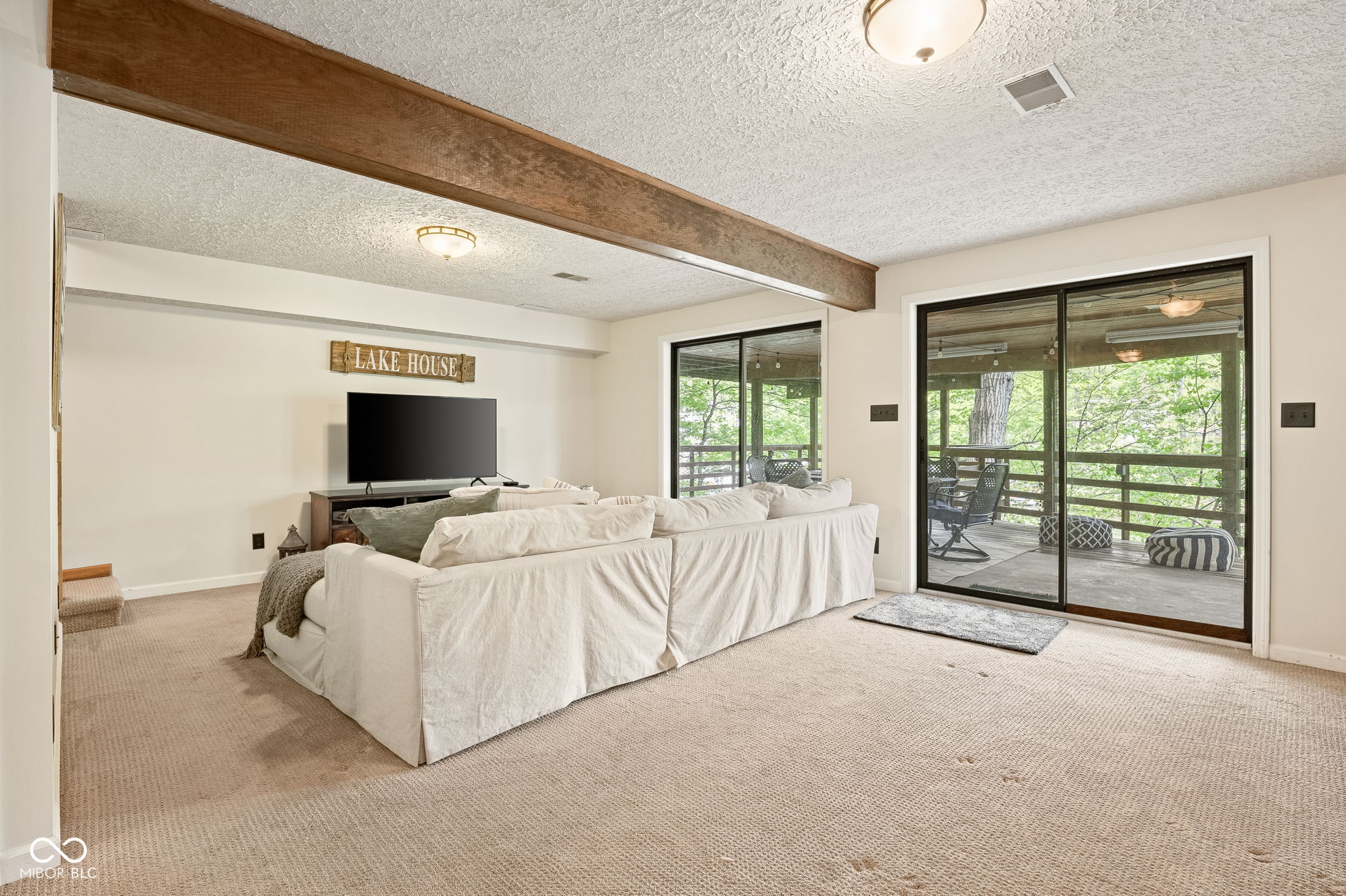 6232 Bobwhite Drive