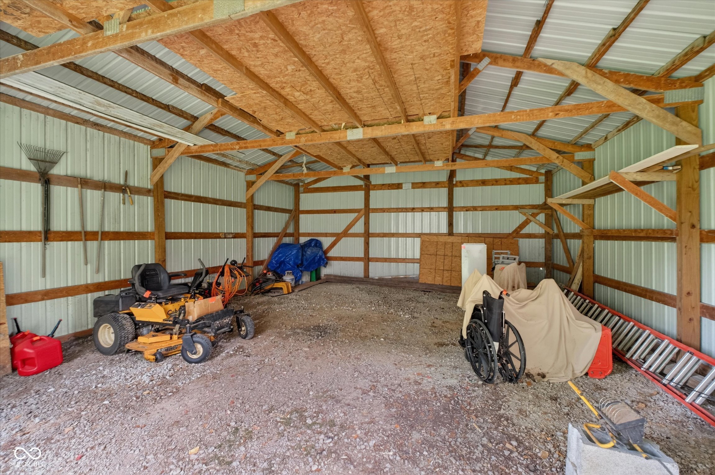 16566 Gray Road