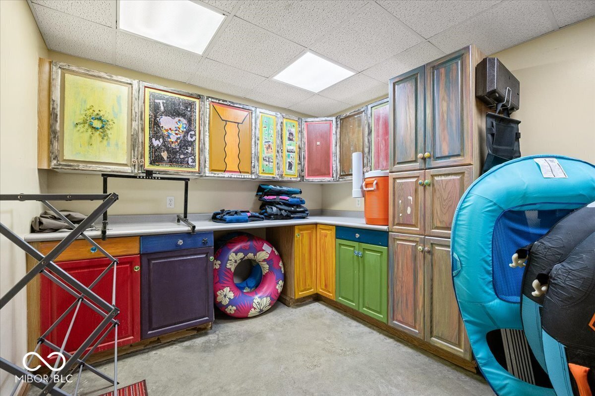 7215 Lion Drive