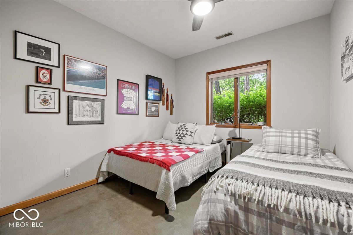 7215 Lion Drive