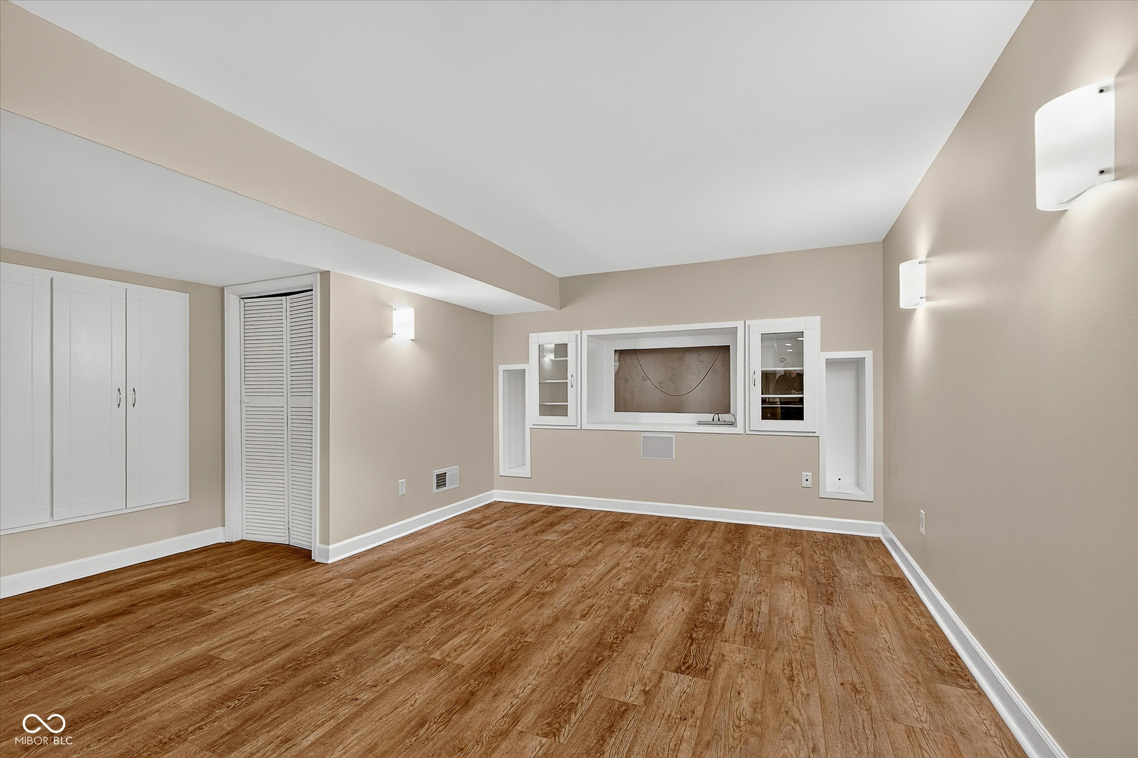12315 Brookshire Parkway