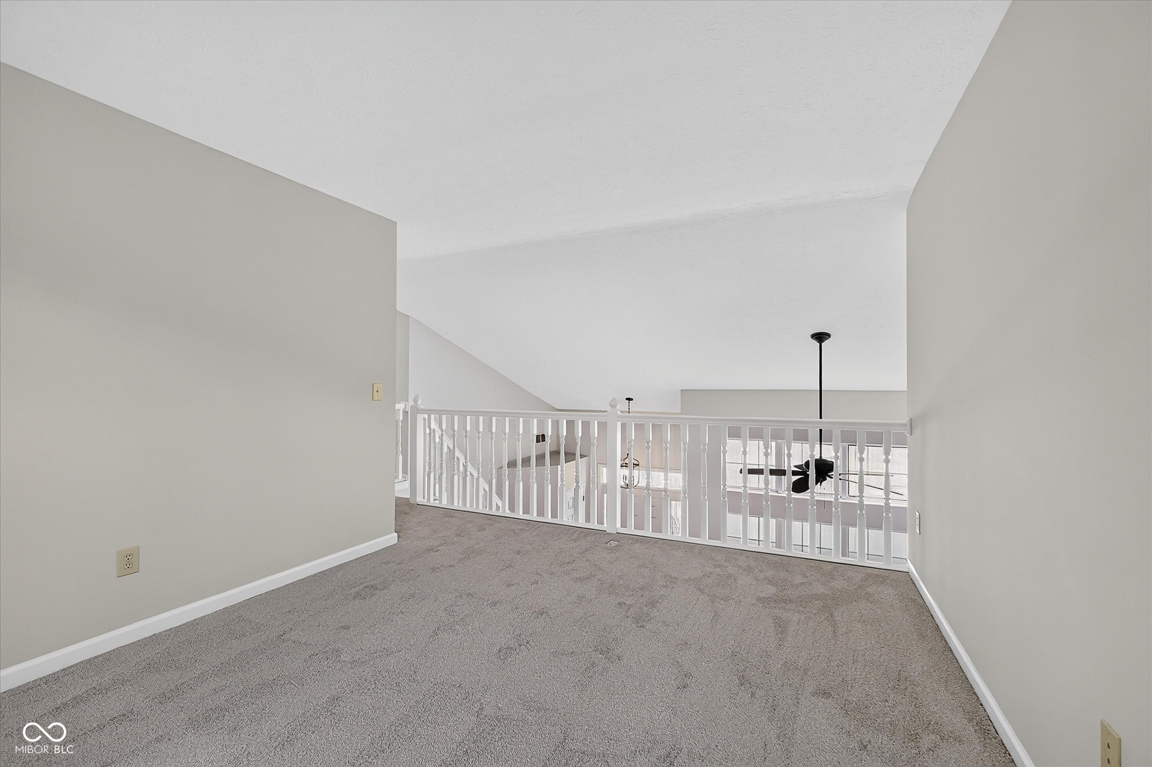10032 Ironway Drive