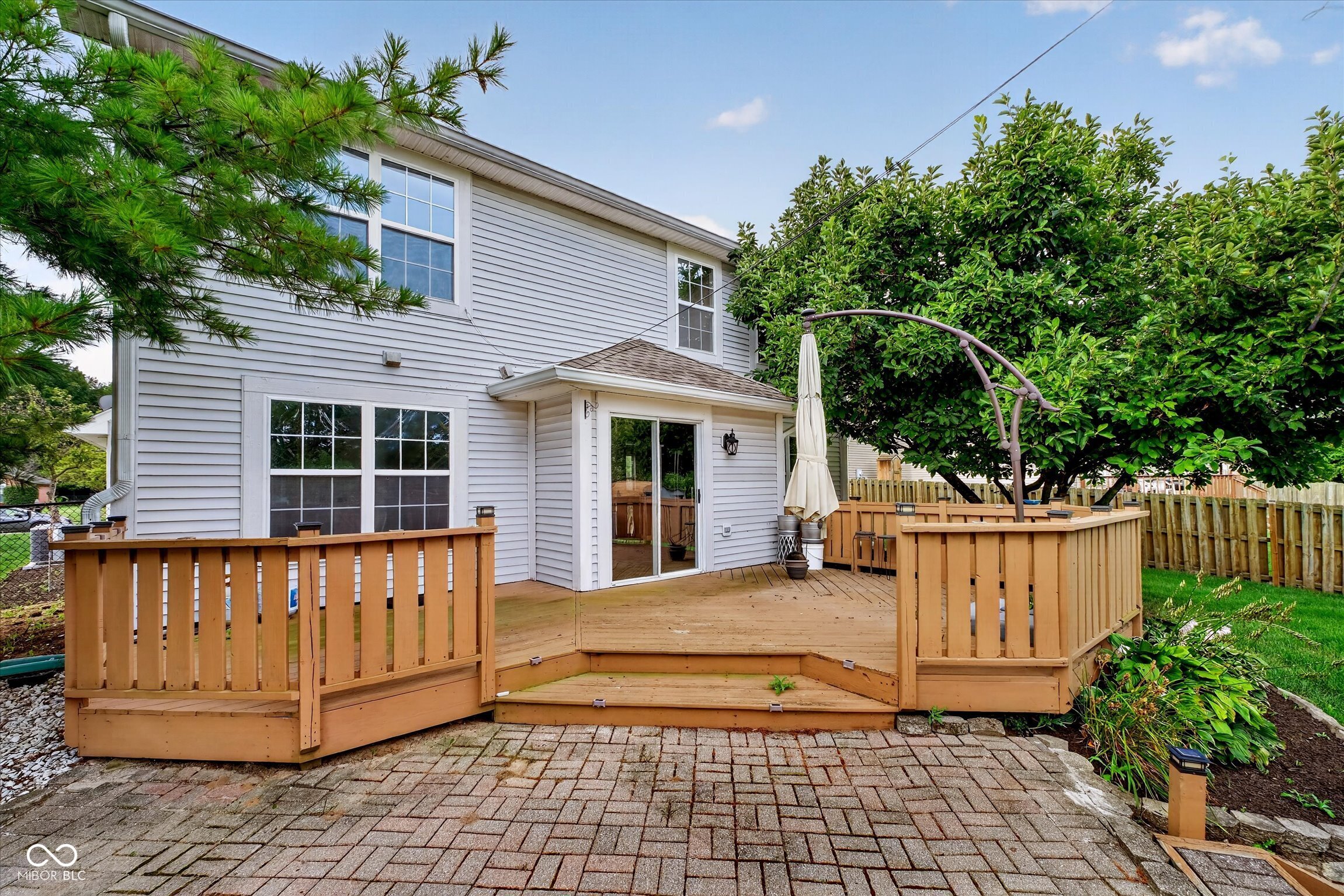 10032 Ironway Drive